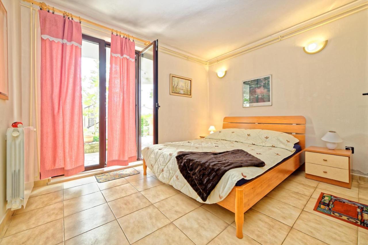 Guest House Jolanda Медулин Экстерьер фото