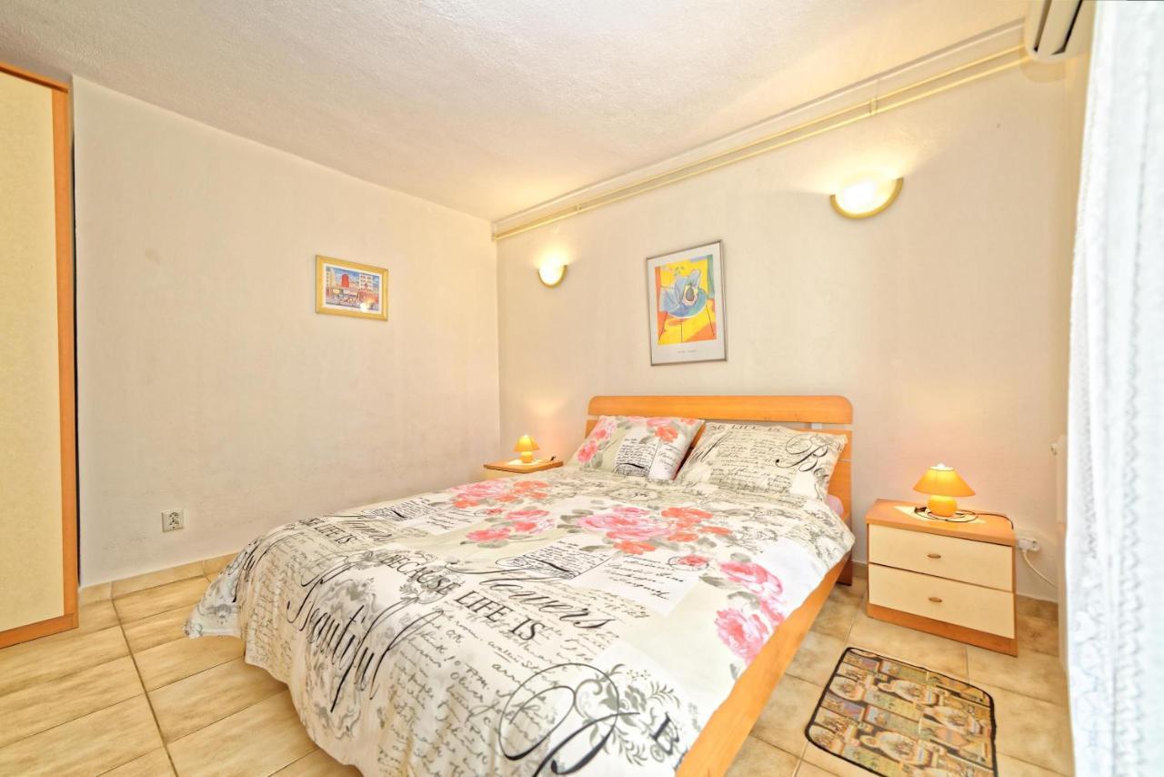 Guest House Jolanda Медулин Экстерьер фото