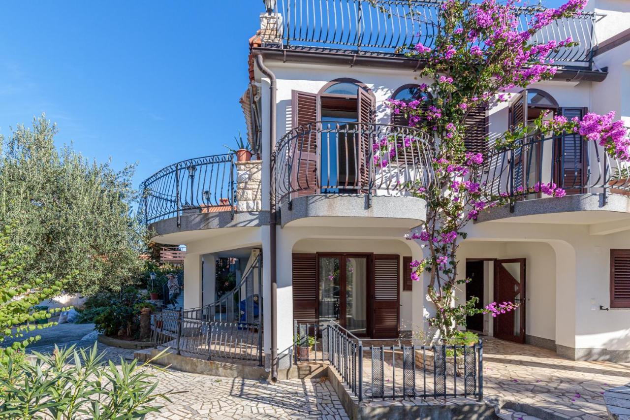 Guest House Jolanda Медулин Экстерьер фото